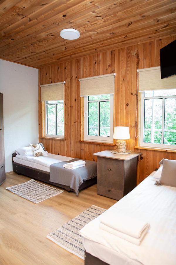 Melynojo Karpio Barza Hotell Kinty Exteriör bild