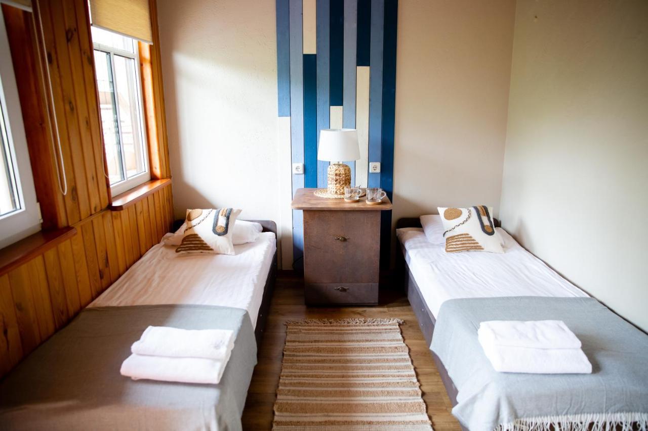 Melynojo Karpio Barza Hotell Kinty Exteriör bild