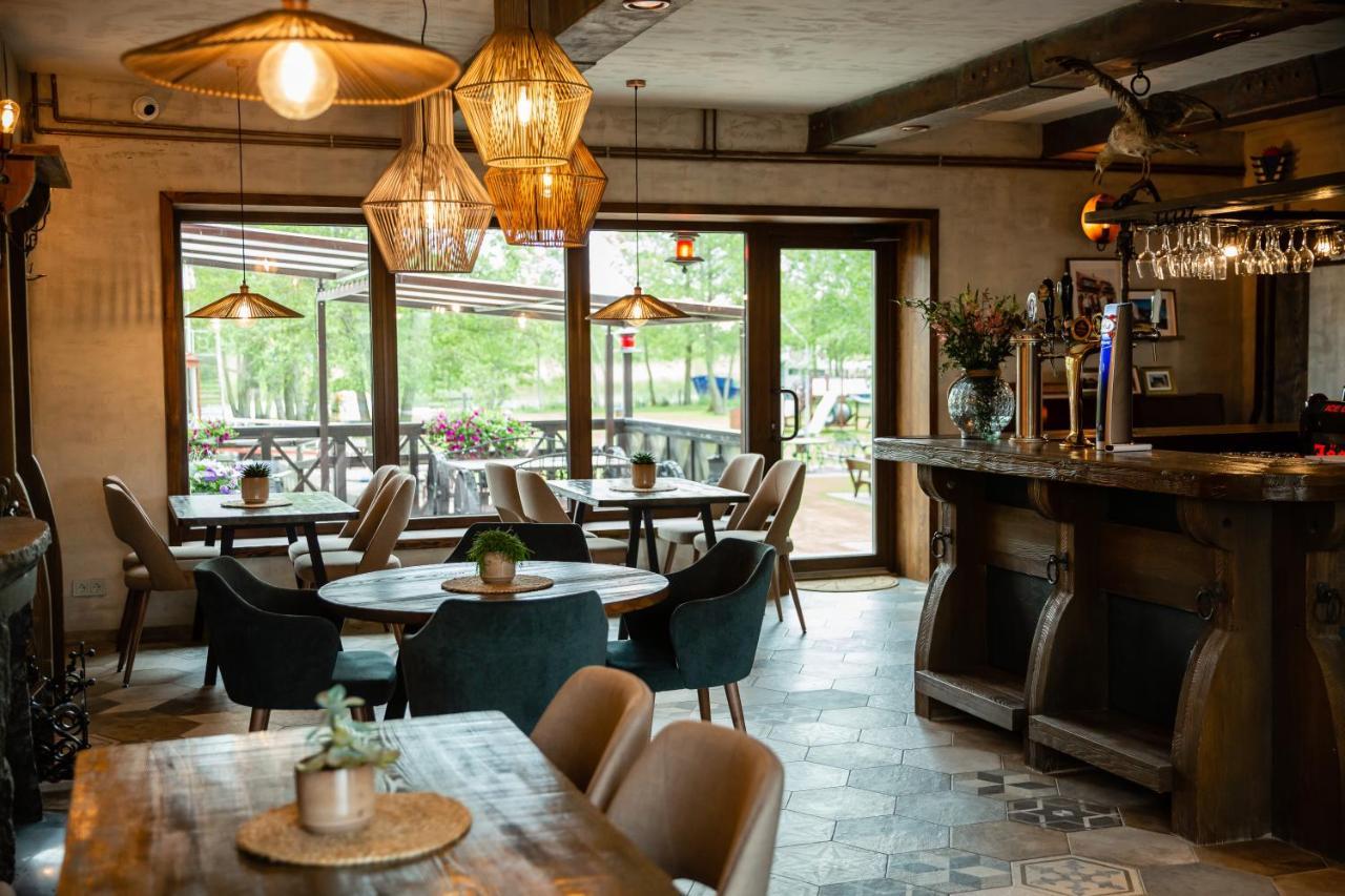 Melynojo Karpio Barza Hotell Kinty Exteriör bild